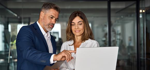 two people discussing IT infrastructure support